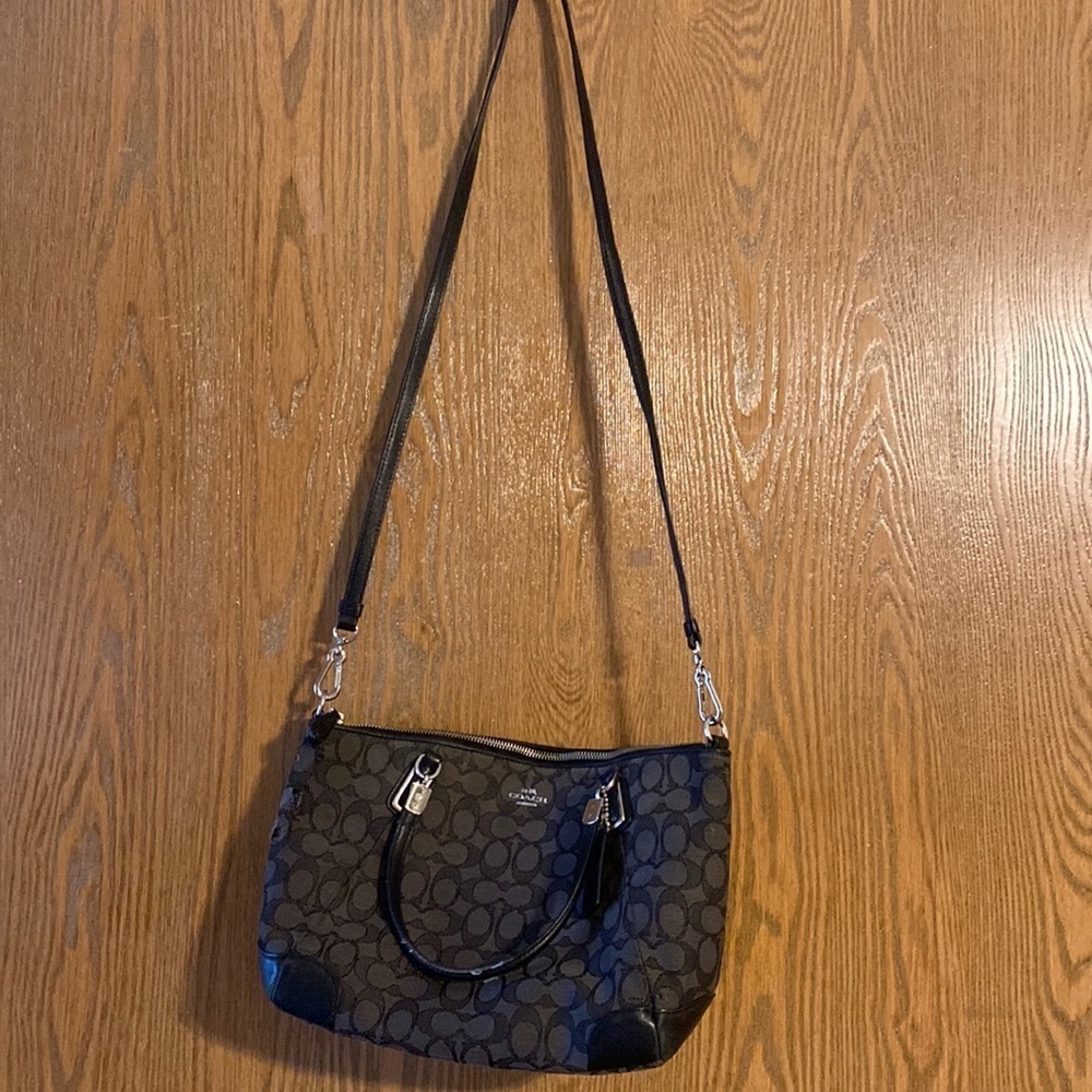 Authentic Coach Purse gray and black still has some life left